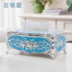 Luxurious Tissue Holder For Car - Image 3