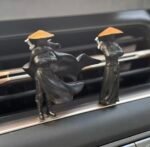 2 Pieces Car Dashboard Ornaments Figure Sculpture Cute Decoration Automotive Interior DashBoard Statue Desk Decoration Accessories Gifts - Image 3